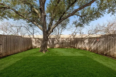 $525,000 | 7205 Highland Heather Lane, Dallas, TX 75248