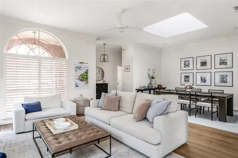 $525,000 | 7205 Highland Heather Lane, Dallas, TX 75248