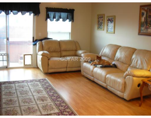 190 White Butte Street Henderson, NV 89012 - Photo 6 of 11 Den.