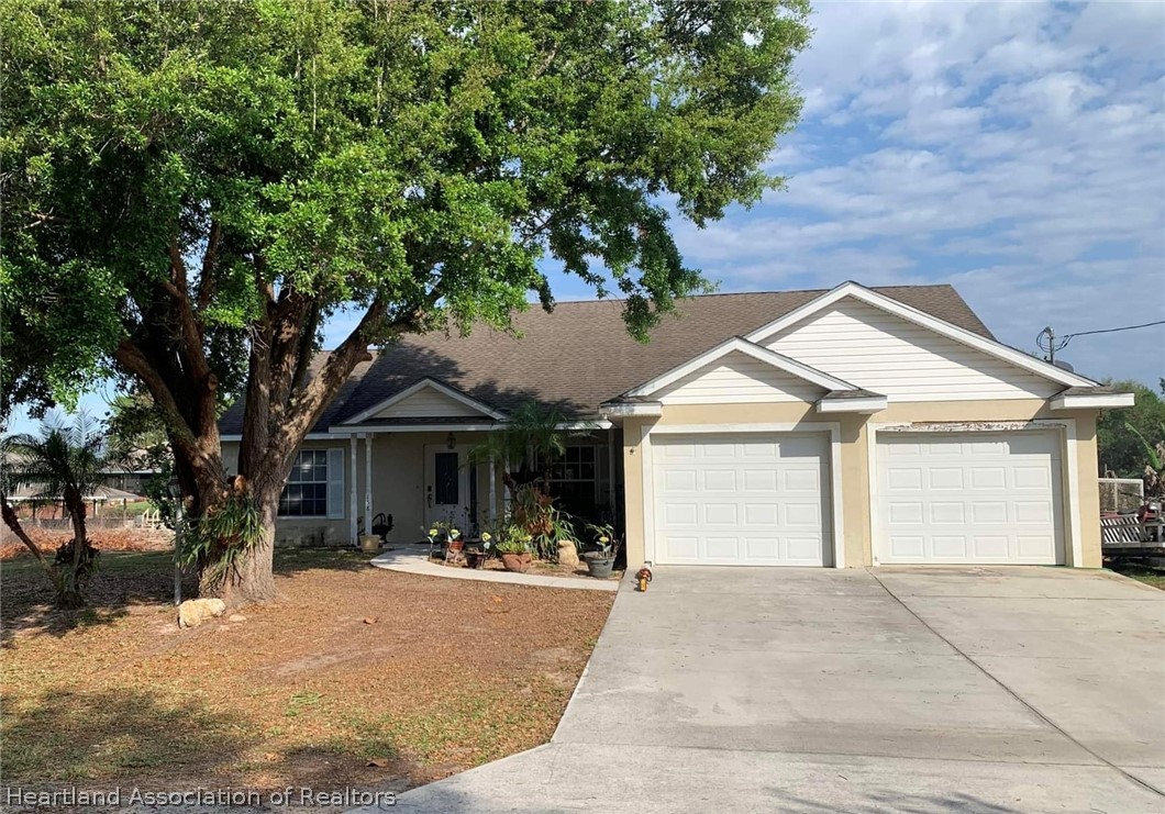 158 Mango Road Northeast Lake Placid, FL 33852 - Photo 1 of 1 Gallery Image 1