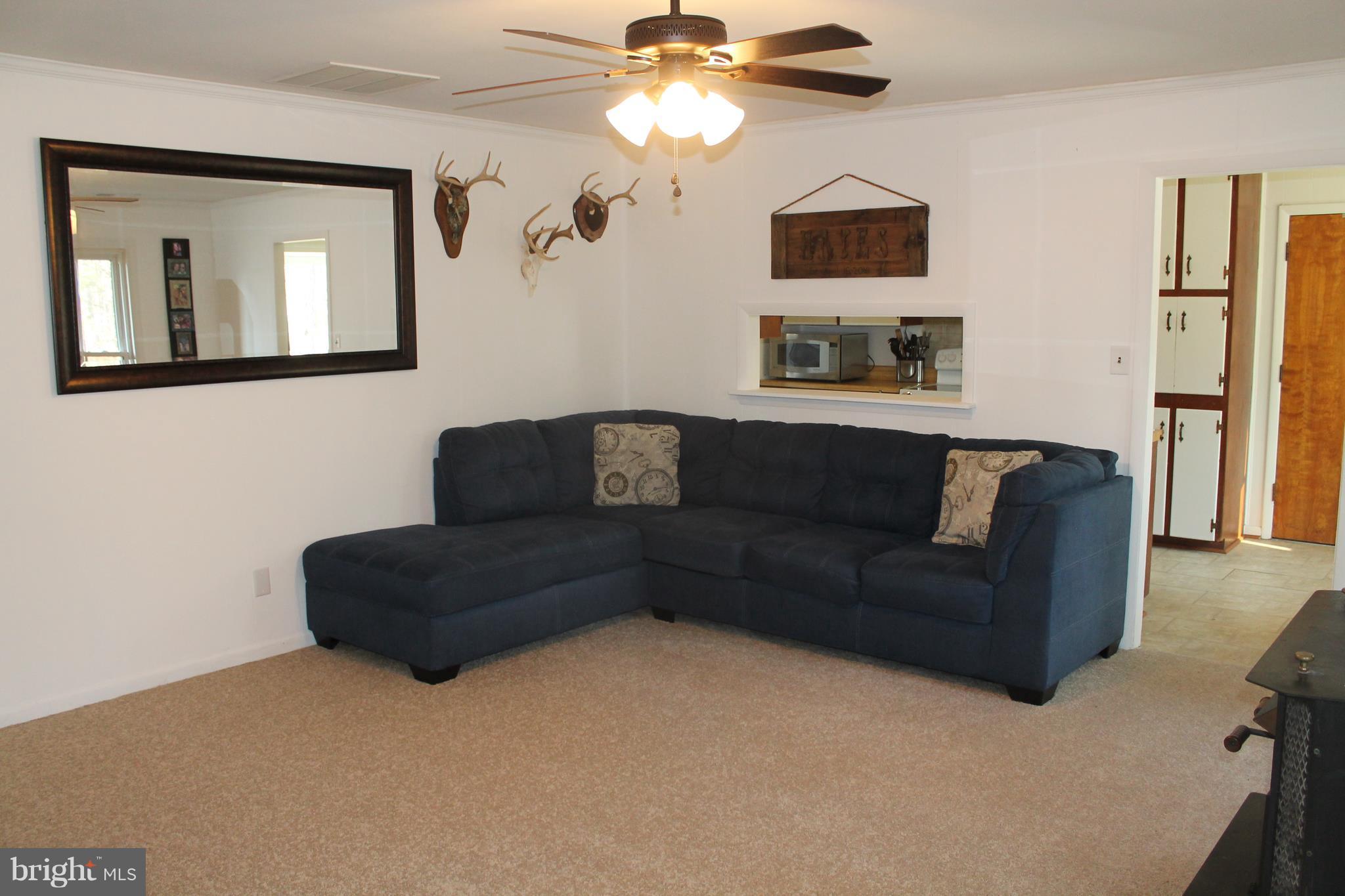 11353 Elk Run Road Catlett, VA 20119 - Photo 4 of 22 Living Room