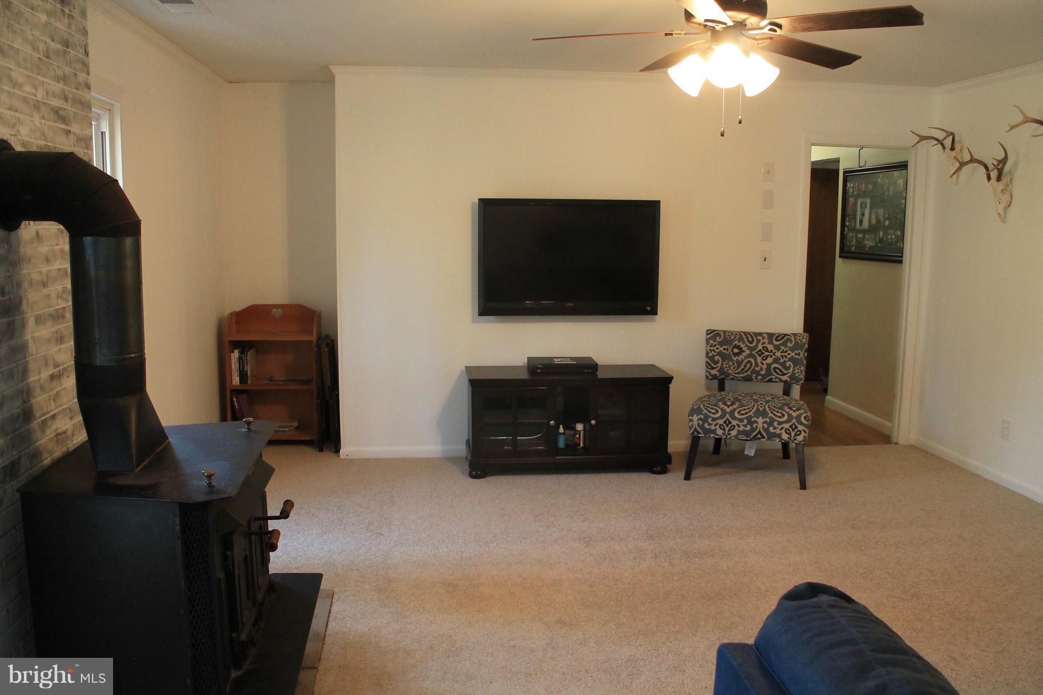 11353 Elk Run Road Catlett, VA 20119 - Photo 6 of 22 Living Room