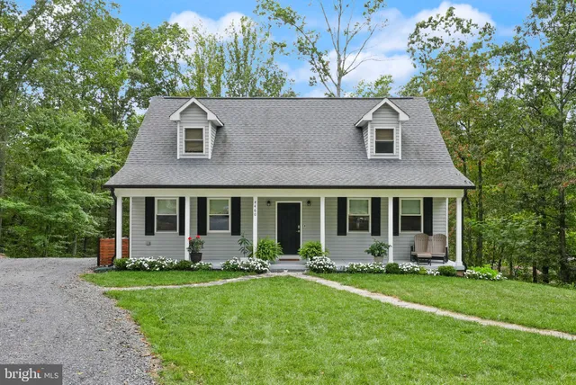 $749,000 | 4460 Scotts Road, Marshall, VA 20115
