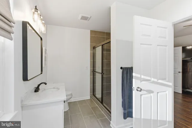 $749,000 | 4460 Scotts Road, Marshall, VA 20115