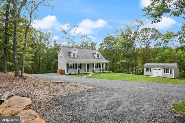 $749,000 | 4460 Scotts Road, Marshall, VA 20115