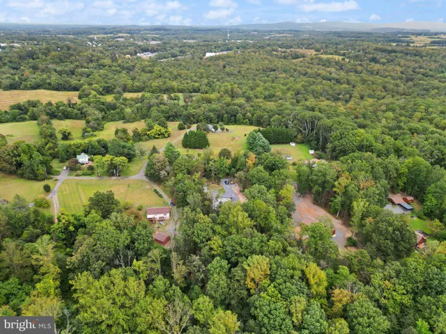 $749,000 | 4460 Scotts Road, Marshall, VA 20115