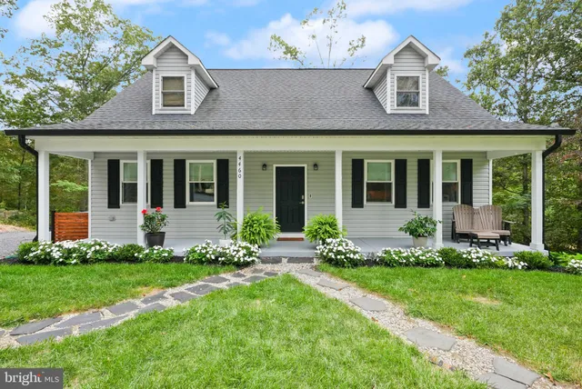 $749,000 | 4460 Scotts Road, Marshall, VA 20115