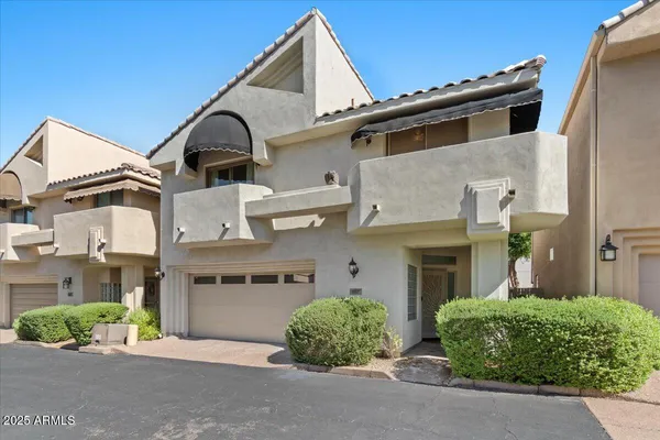$635,000 | 7240 North Dreamy Draw Drive, Unit 102, Phoenix, AZ 85020