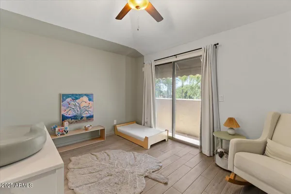 $635,000 | 7240 North Dreamy Draw Drive, Unit 102, Phoenix, AZ 85020