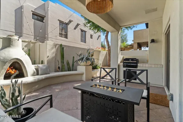 $635,000 | 7240 North Dreamy Draw Drive, Unit 102, Phoenix, AZ 85020