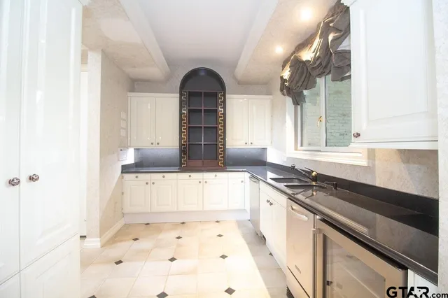 $1,595,000 | 7104 Gleneagles Drive, Tyler, TX 75703