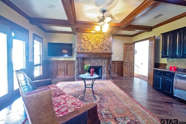 $1,595,000 | 7104 Gleneagles Drive, Tyler, TX 75703