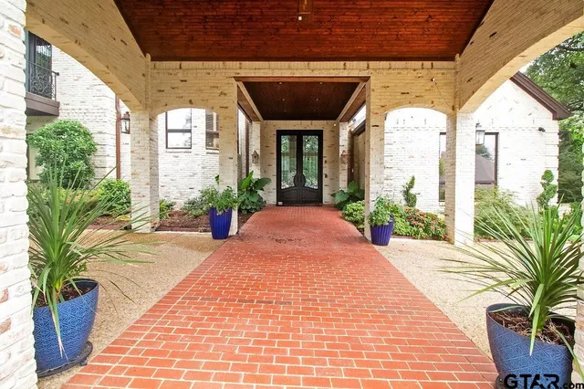 $1,595,000 | 7104 Gleneagles Drive, Tyler, TX 75703
