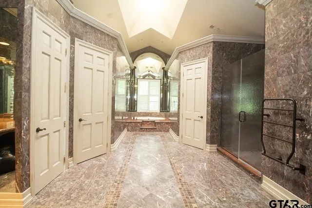 $1,595,000 | 7104 Gleneagles Drive, Tyler, TX 75703