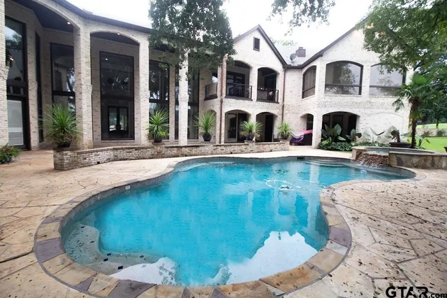 $1,595,000 | 7104 Gleneagles Drive, Tyler, TX 75703