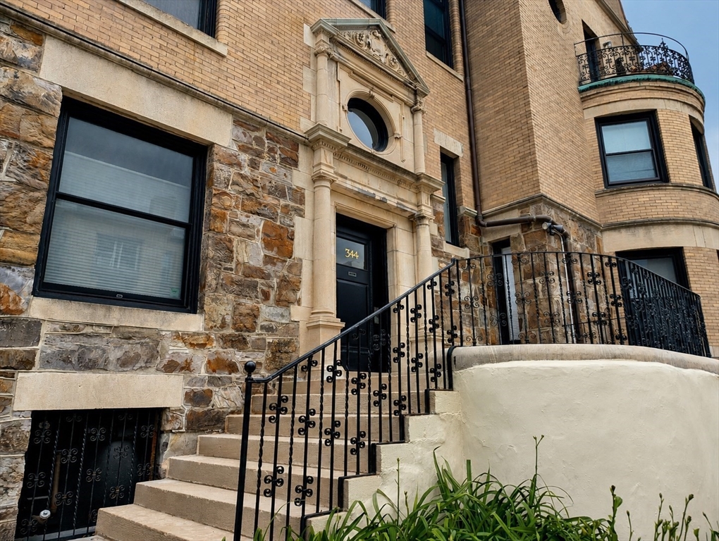344 Tappan Street, Unit 2 Brookline, MA 02445 - Photo 1 of 14