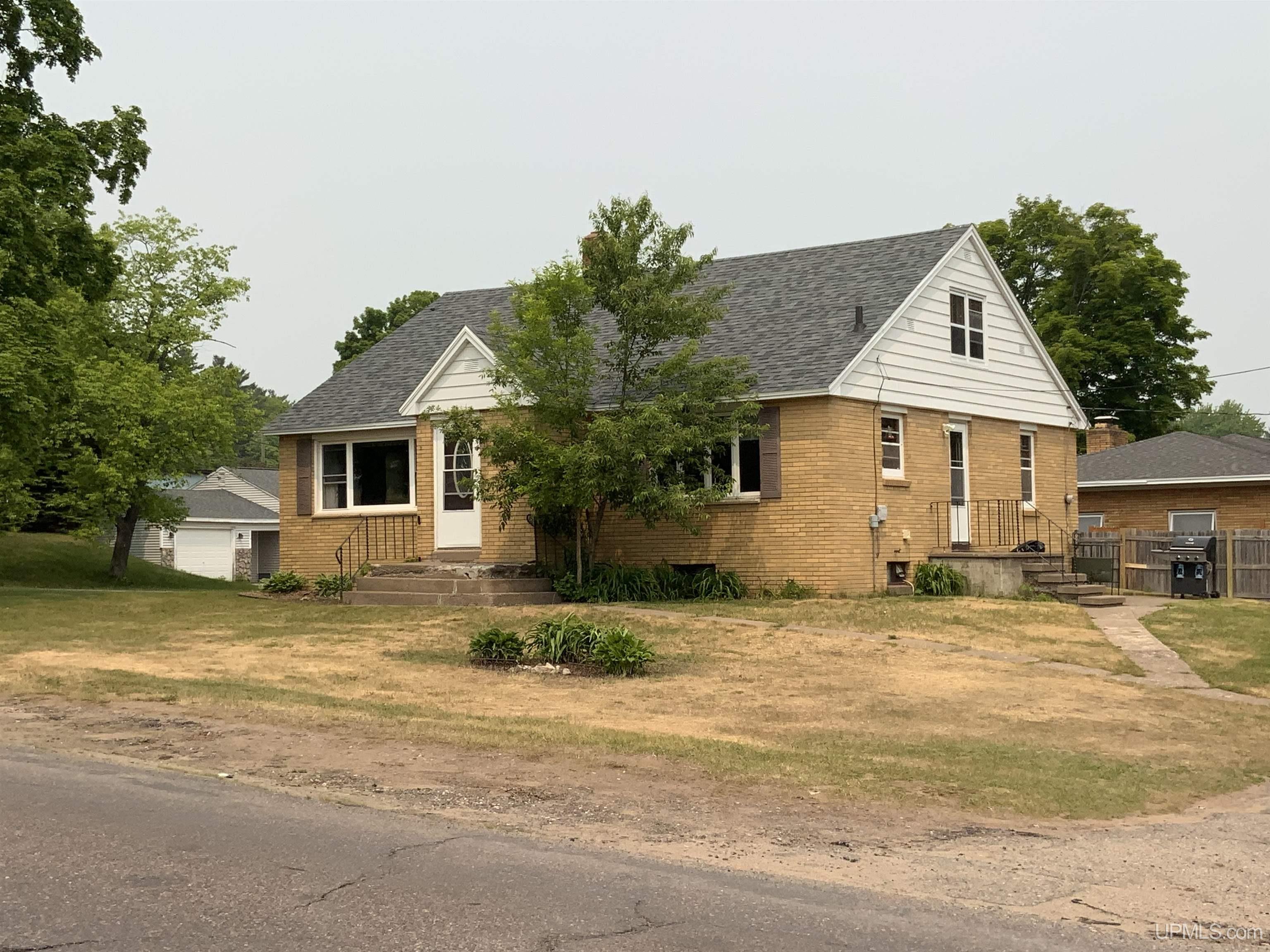 100 North Marigold Street Ishpeming, MI 49849 - Photo 1 of 45
