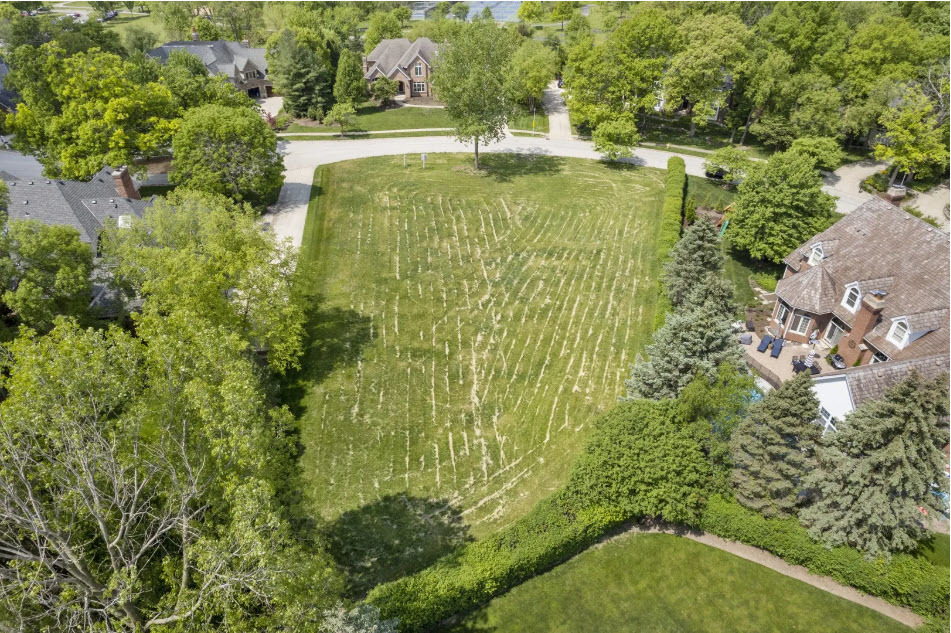 48 Muirfield Circle Wheaton, IL 60189 - Photo 2 of 6