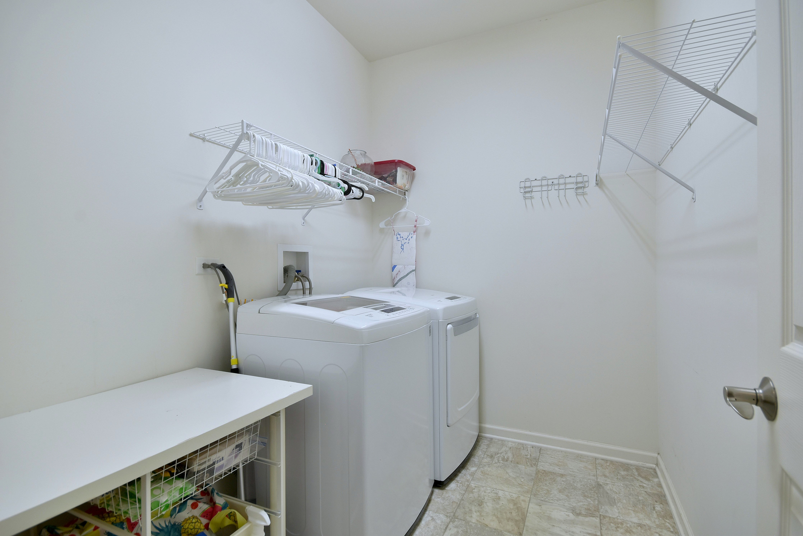 168 Reston Lane Gilberts, IL 60136 - Photo 36 of 43 a utility room with dryer and washer