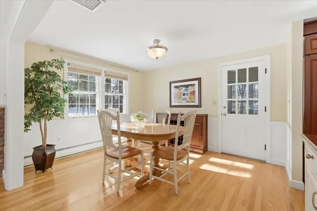 $899,000 | 17 Rolling Lane, Medfield, MA 02052