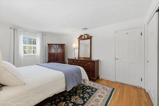 $899,000 | 17 Rolling Lane, Medfield, MA 02052