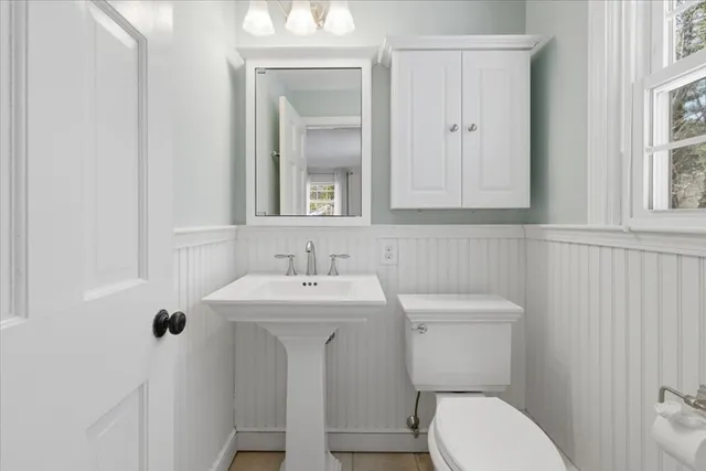 $899,000 | 17 Rolling Lane, Medfield, MA 02052