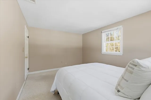 $899,000 | 17 Rolling Lane, Medfield, MA 02052