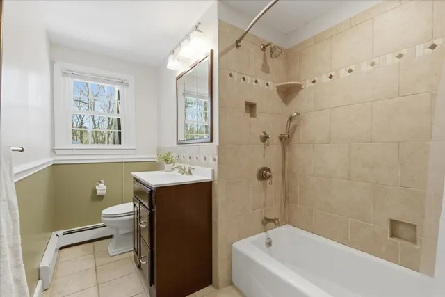 $899,000 | 17 Rolling Lane, Medfield, MA 02052