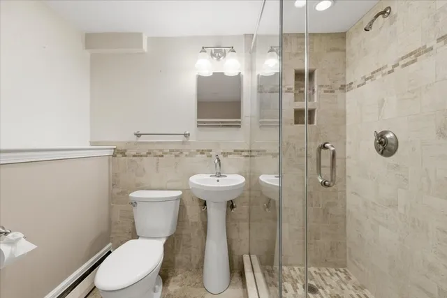 $899,000 | 17 Rolling Lane, Medfield, MA 02052