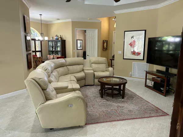 $595,999 | 2585 Southeast Stonebriar Way, Stuart, FL 34997