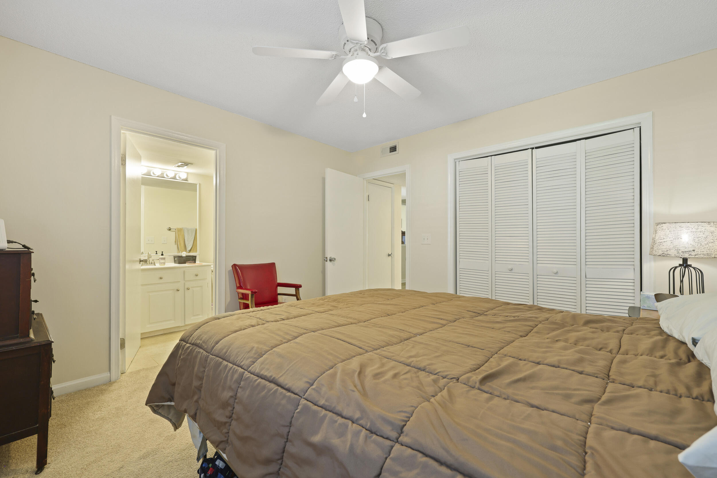 18 Rudwick Circle Goose Creek, SC 29445 - Photo 17 of 29 Primary Bedroom