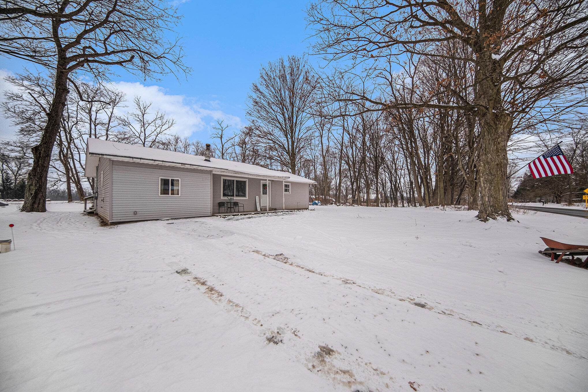 9461 Territorial Road Munith, MI 49259 - Photo 17 of 18 003_sbp_64_895