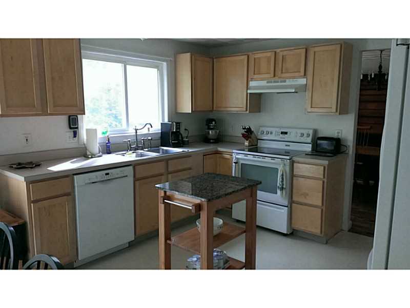 321 Woodville Road Hopkinton, RI 02804 - Photo 6 of 25 Kitchen.