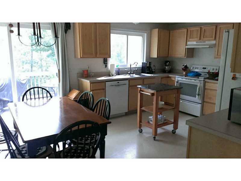 321 Woodville Road Hopkinton, RI 02804 - Photo 9 of 25 Kitchen.
