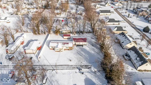 $207,000 | 242 Blunt Avenue, Austin, IN 47102