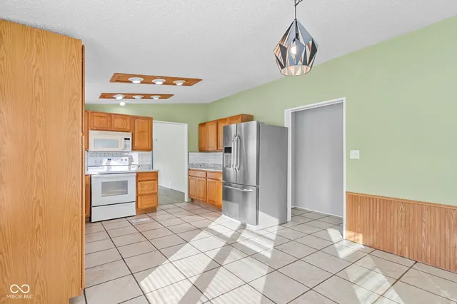 $207,000 | 242 Blunt Avenue, Austin, IN 47102