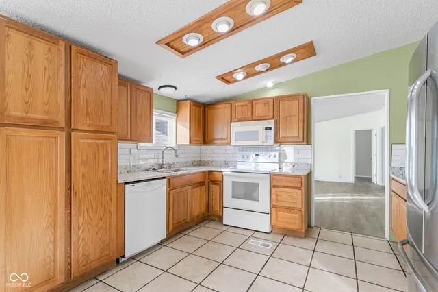 $207,000 | 242 Blunt Avenue, Austin, IN 47102