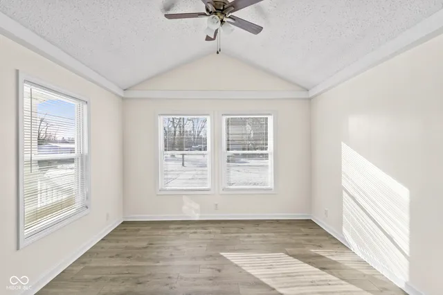 $207,000 | 242 Blunt Avenue, Austin, IN 47102