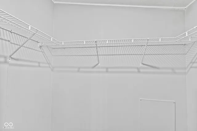 $207,000 | 242 Blunt Avenue, Austin, IN 47102