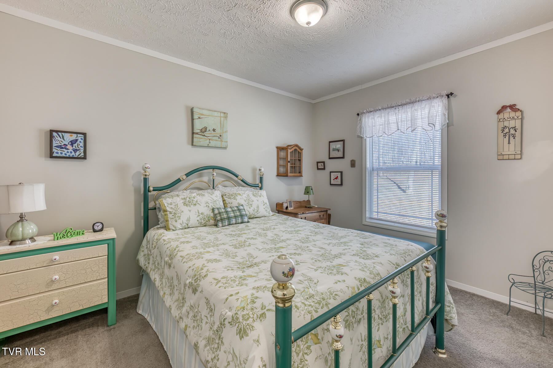 292 Clark Road Bristol, TN 37620 - Photo 22 of 42 Bedroom 2