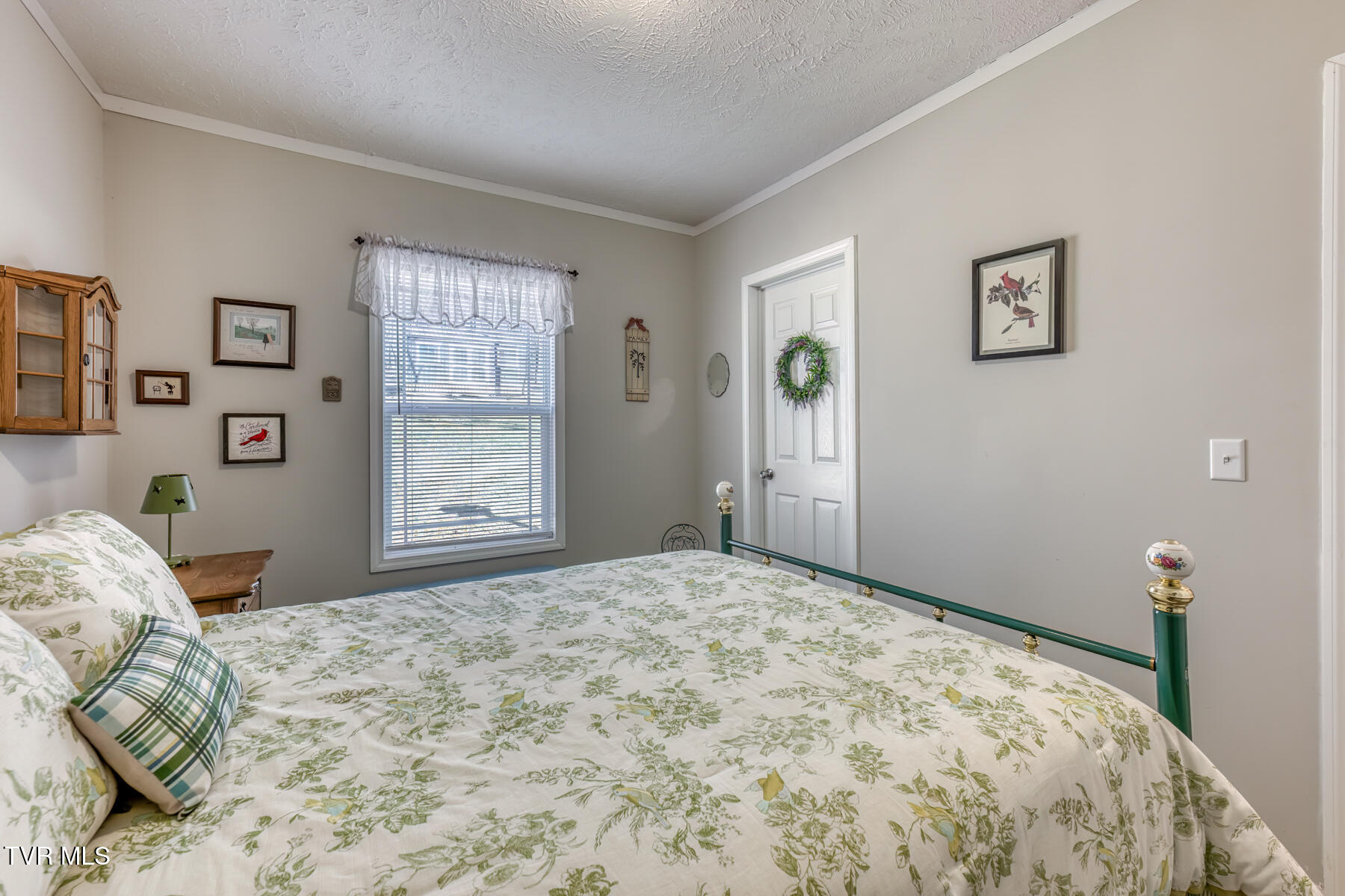 292 Clark Road Bristol, TN 37620 - Photo 23 of 42 Bedrm 2