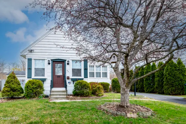 $230,000 | 66 New Turnpike Road, Troy, NY 12182