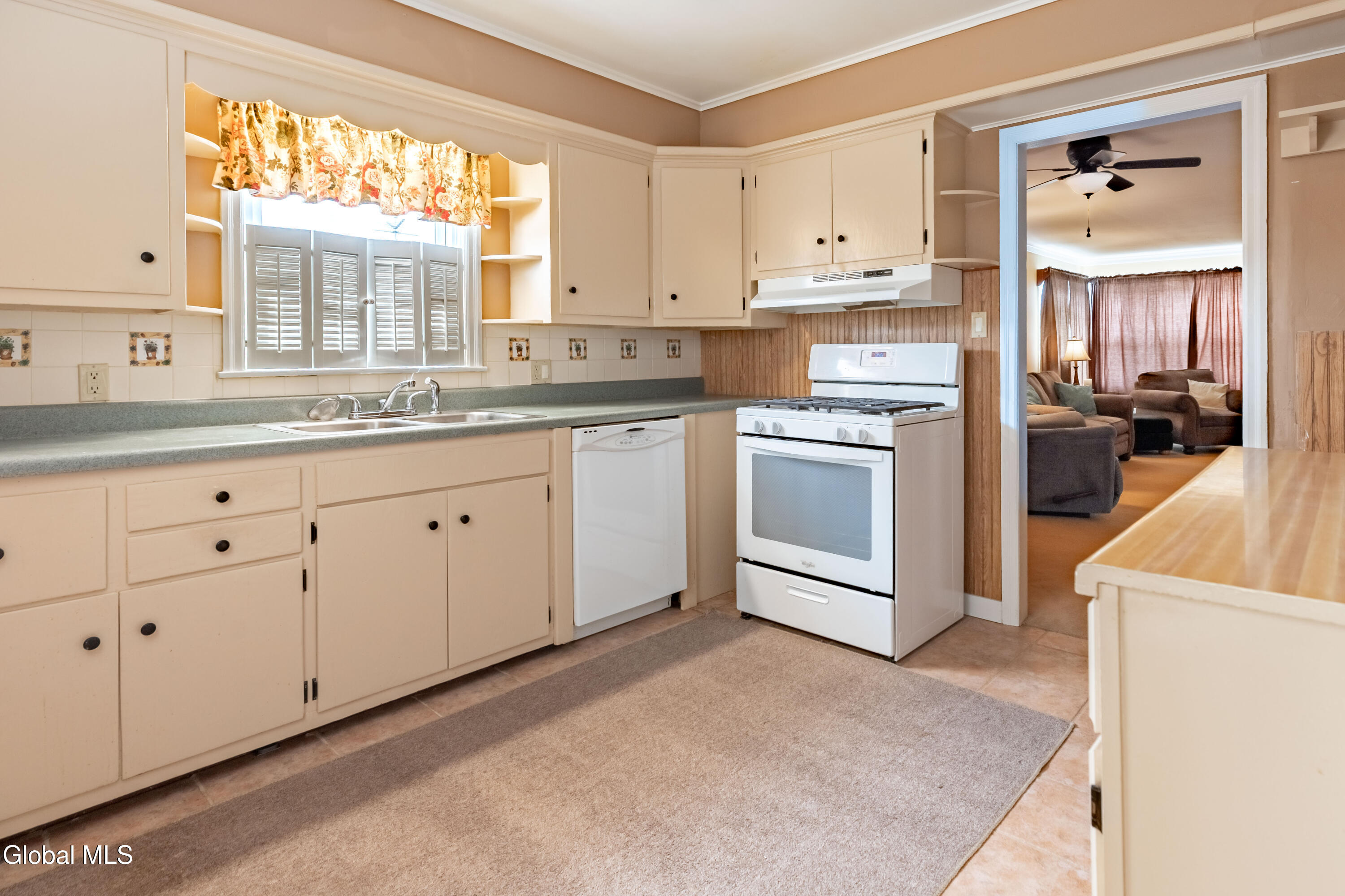 66 New Turnpike Road Troy, NY 12182 - Photo 19 of 26 RDP 26-0414 66 New Turnpike Rd - Milliga