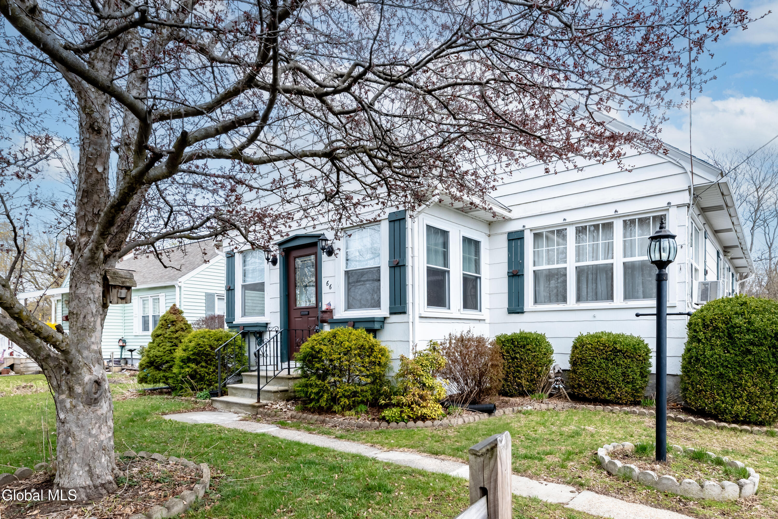 66 New Turnpike Road Troy, NY 12182 - Photo 2 of 26 RDP 26-0414 66 New Turnpike Rd - Milliga