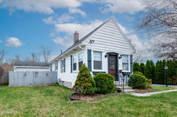 $230,000 | 66 New Turnpike Road, Troy, NY 12182