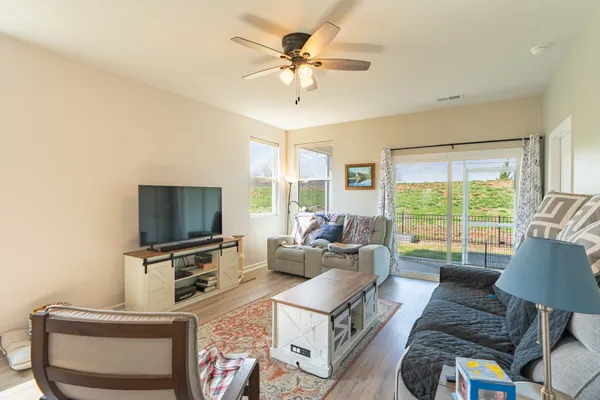 $350,000 | 7076 Lang Avenue, White House, TN 37188