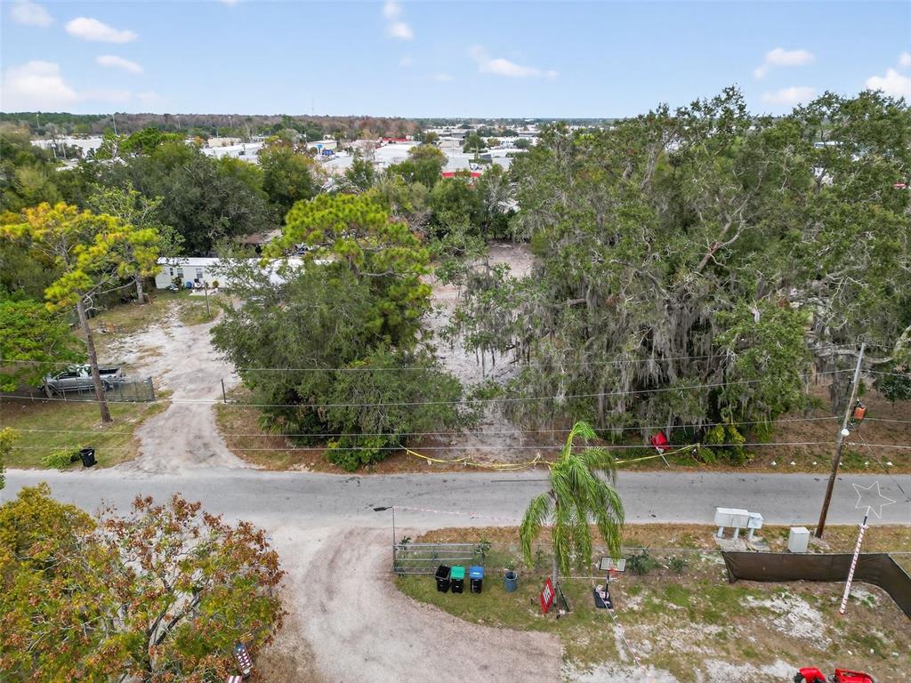 6935 Turquoise Lane Orlando, FL 32807 - Photo 5 of 27 a view of a outdoor space