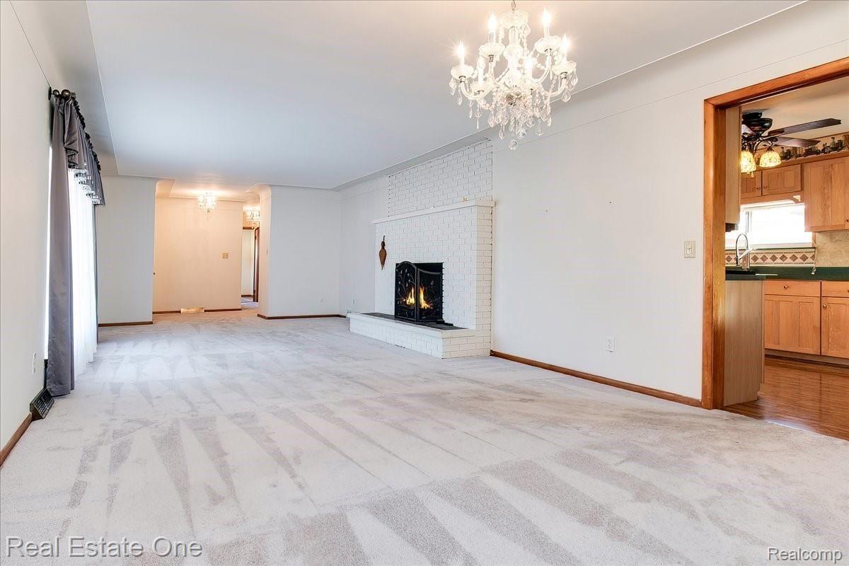1730 Morley Avenue Rochester, MI 48307 - Photo 8 of 41 Living room view 26x13