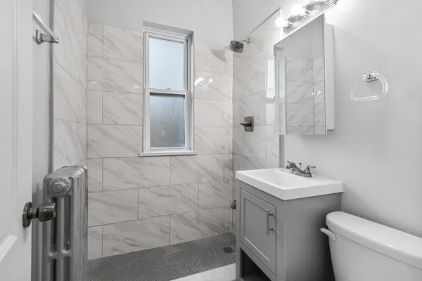 $1,288 | 1608 West Sherwin Avenue, Unit 409, Chicago, IL 60626