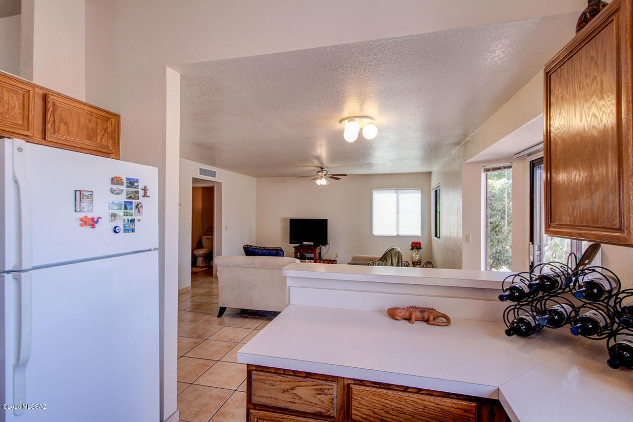2763 West Sunset Road Tucson, AZ 85741 - Photo 12 of 34